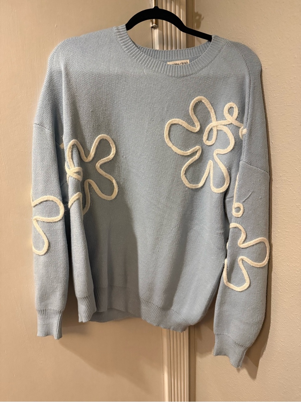 Light Blue Floral Appliqué Crewneck Sweater